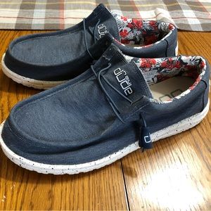 Mens Size 11 Hey Dudes